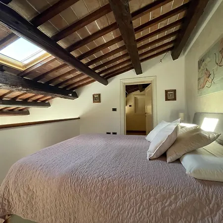 Elena Casa Turistica *