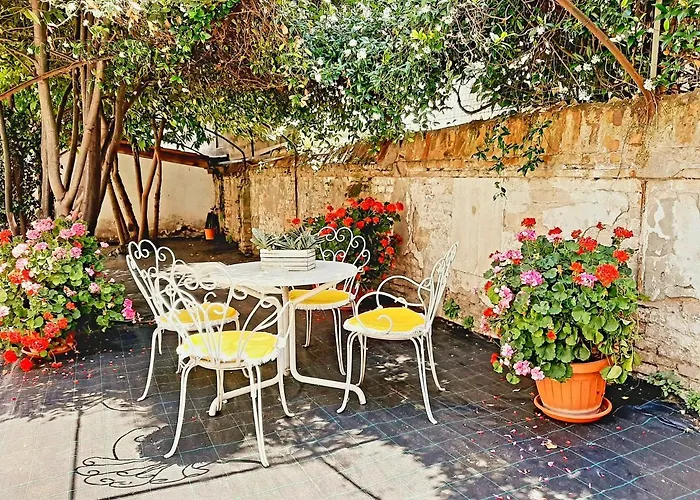 Elena Casa Turistica Apartamento *